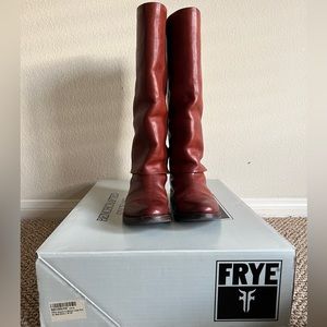 Frye Maxine Loop Pull On Boot, size 7, color Brick